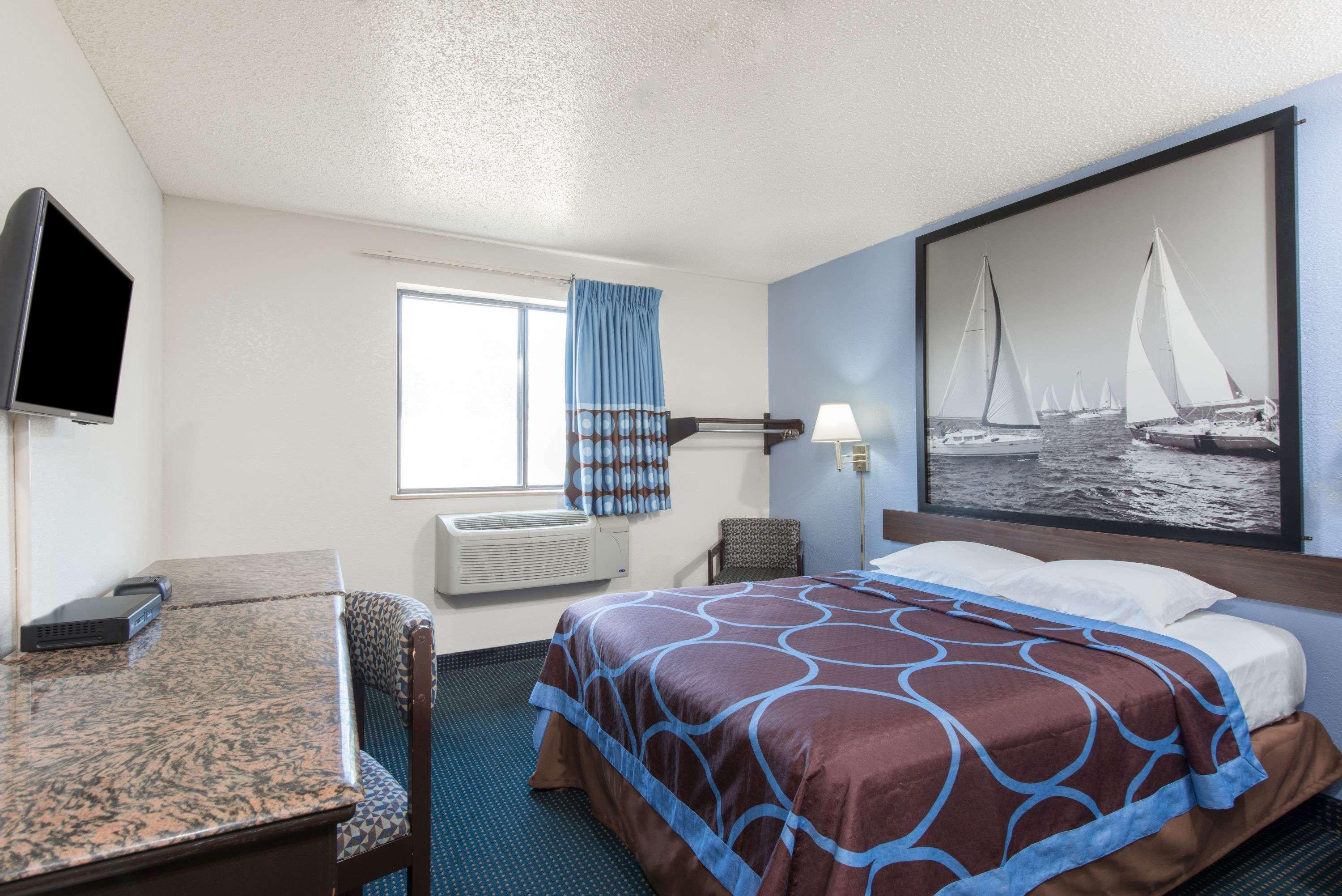Super 8 By Wyndham New Castle Hotell Eksteriør bilde